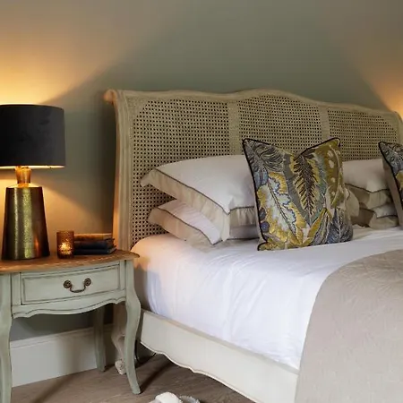 Vila Luxurious Interior Designed